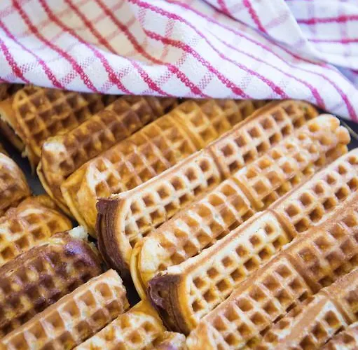 Farm stay Westeras Gard *